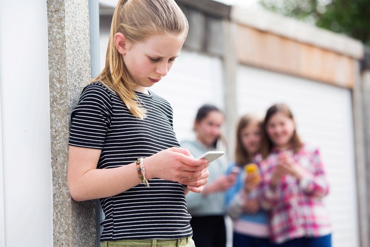 La adolescencia es una de las etapas de transiciÃ³n mÃ¡s importantes en la vida del ser humano, caracterizada por un ritmo acelerado de crecimiento y cambios.